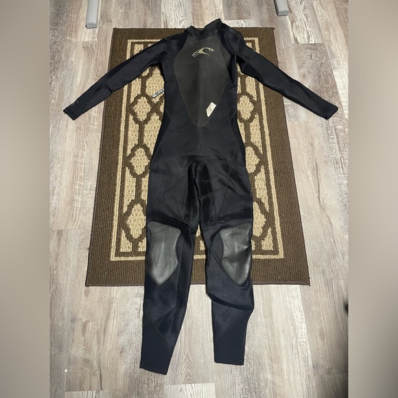 O'Neill Other - O’Neill 4/3MM Women’s Size 12 Back Zip Full Wetsuit